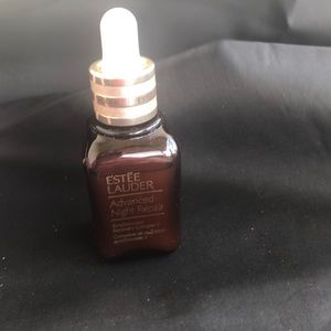 Estée Lauder night repair